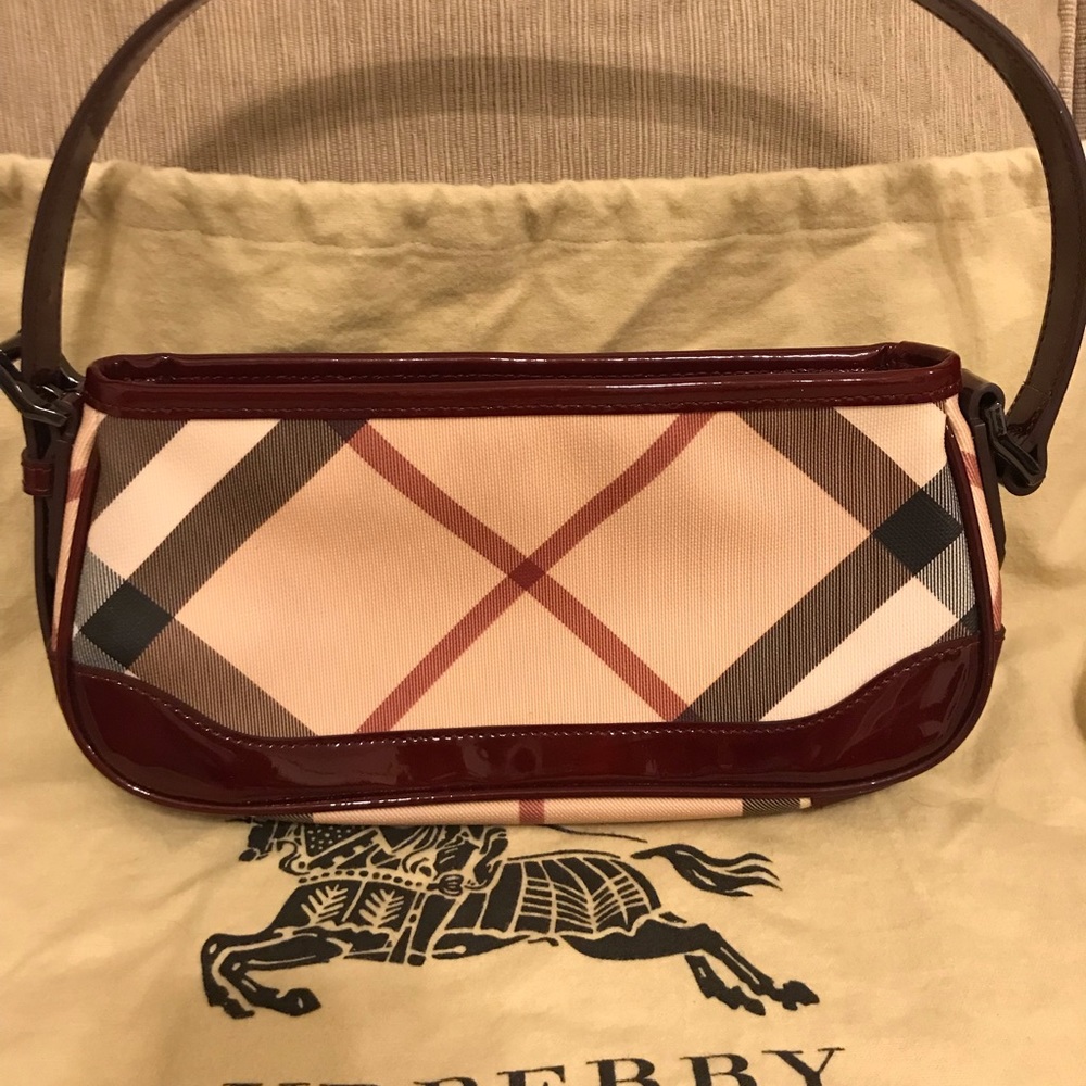 Authentic Burberry small shoulder purse